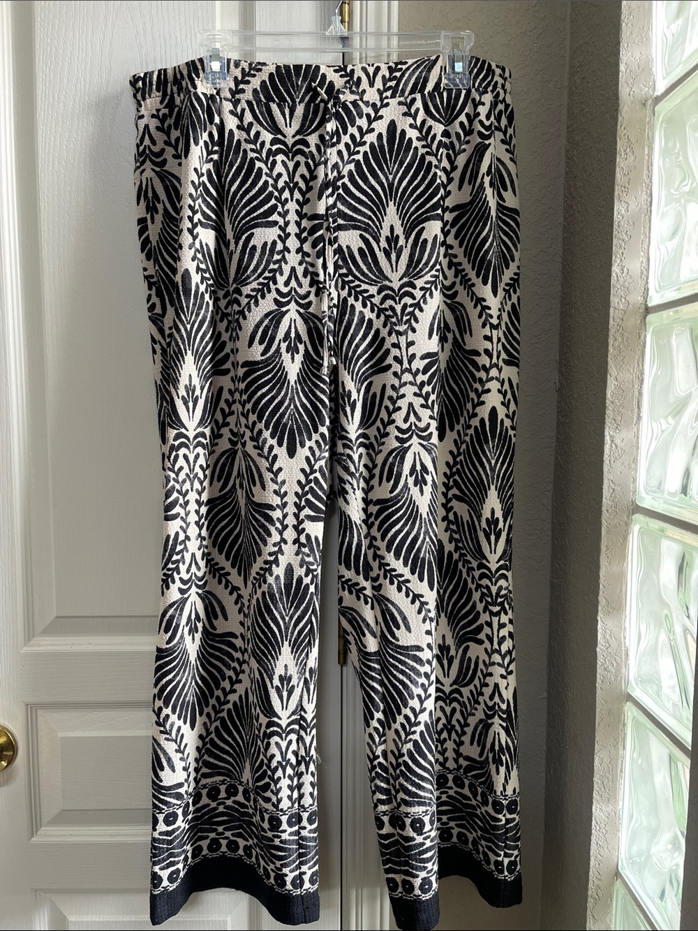 Soho Apparel Black and Beige  Damask Knit Pants